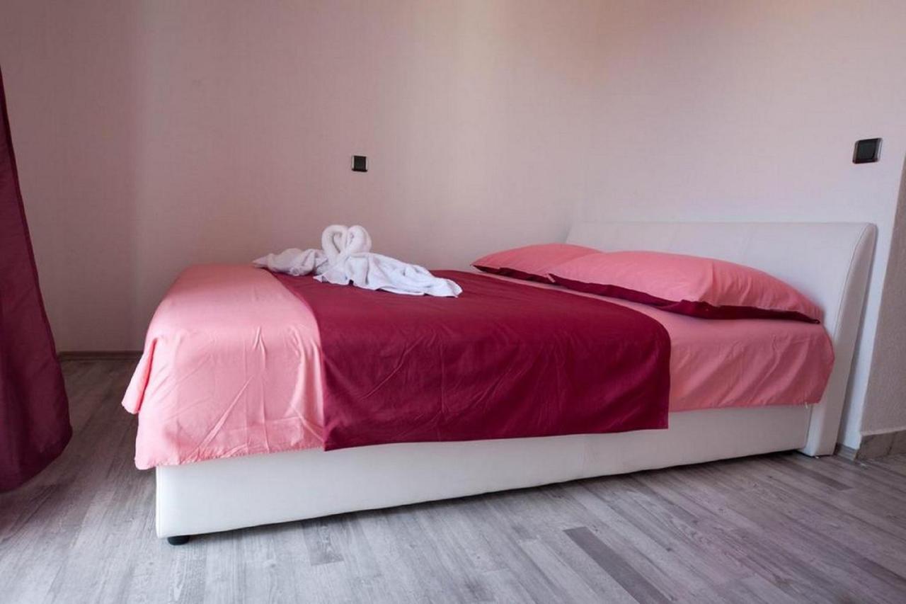 Rooms Aladino Trogir Bagian luar foto