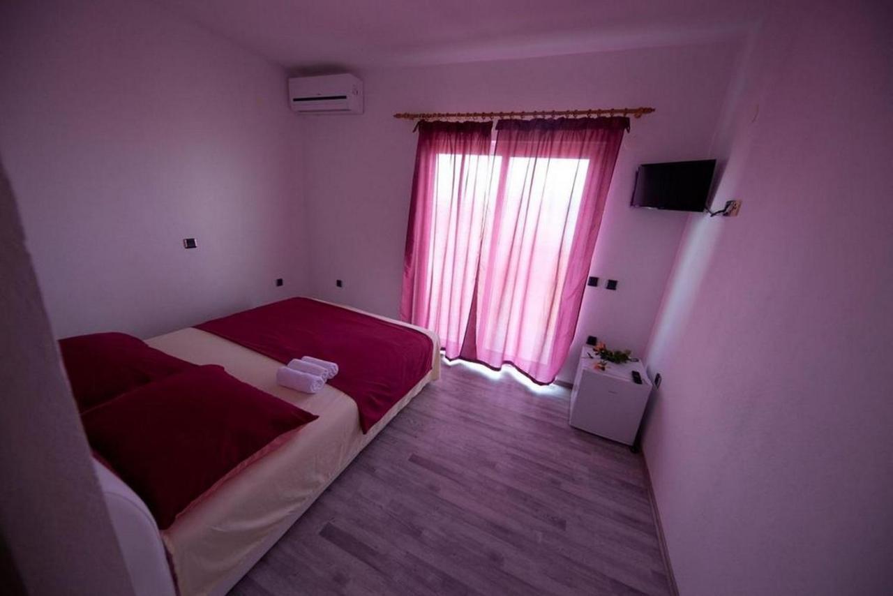 Rooms Aladino Trogir Bagian luar foto